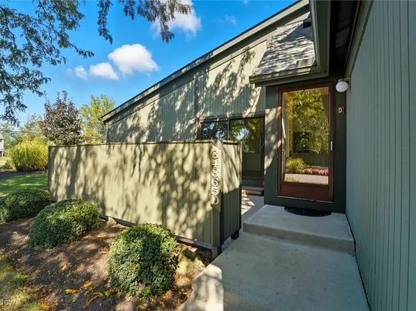 34865 N Turtle Trl APT D, Willoughby, OH 44094