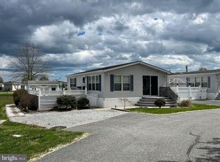 11907 W Yardarm Dr, Berlin, MD 21811