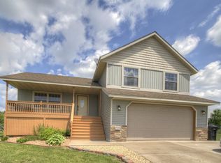 1314 Eagle Ct, New Richmond, WI 54017