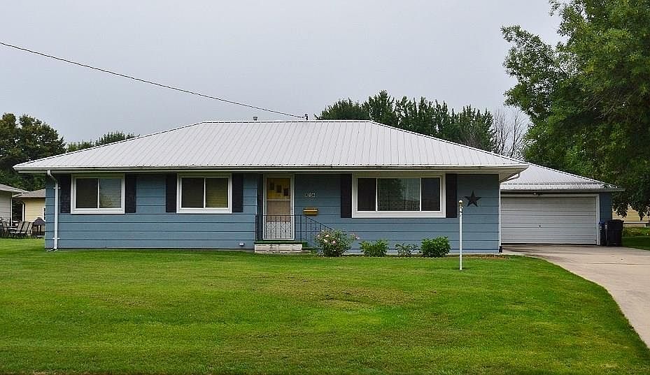 1st image of 216 Riverview Dr