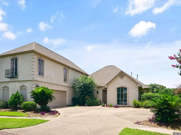 16924 Sunset Point Ct, Baton Rouge, LA 70816