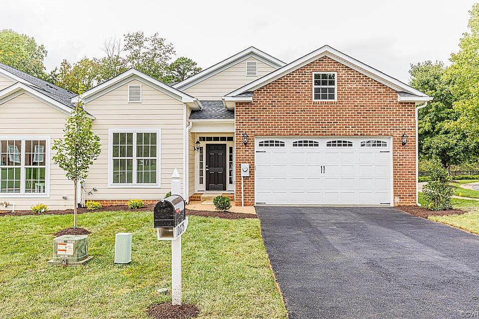 1st image of 10075 Berry Pond Ln