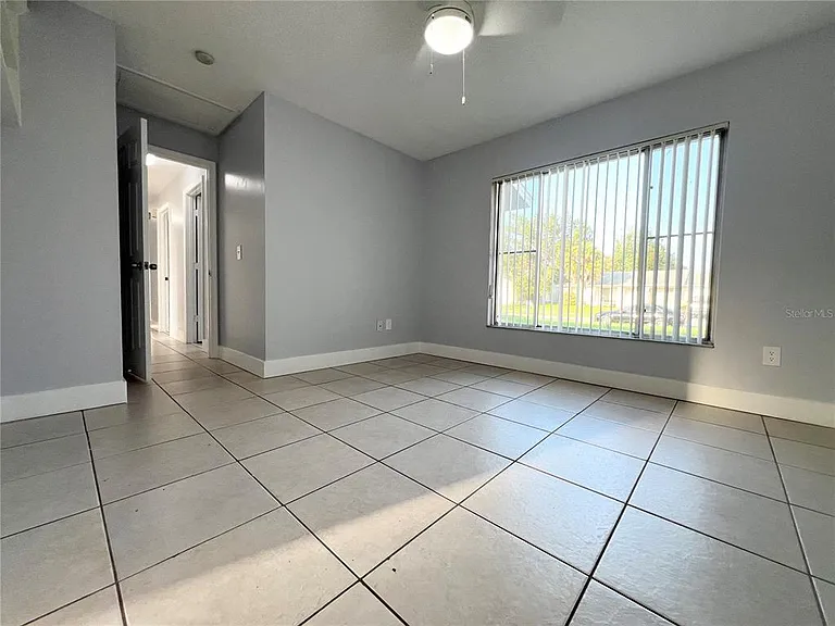 11340 Cardiff Dr — Photo 36