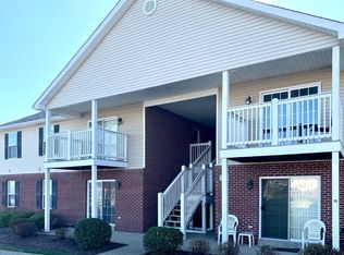 173 Central Blvd APT 22, Mount Washington, KY 40047