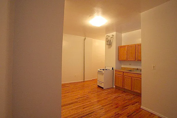 Rented by Citi-Village | media 8