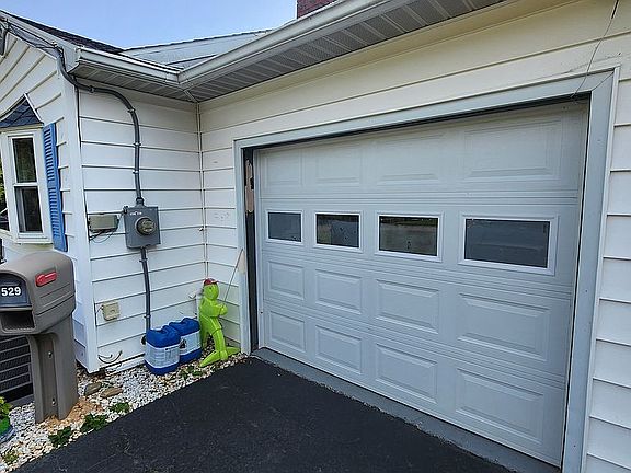 5th image of 529 Hatfield St