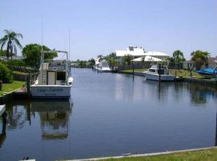 420 SW Beach Way Ave, Palm City, FL 34990