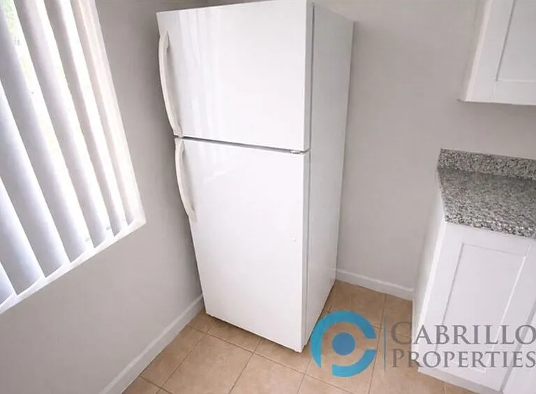 925 Martin Dr #7 — Photo 10