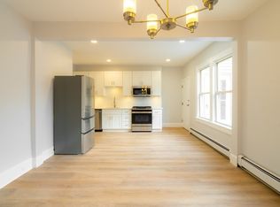 326 Hurley St #1, Cambridge, MA 02141