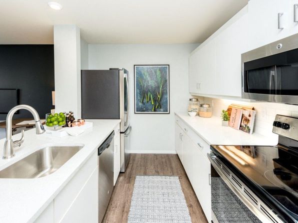 1811 S River Dr #2195