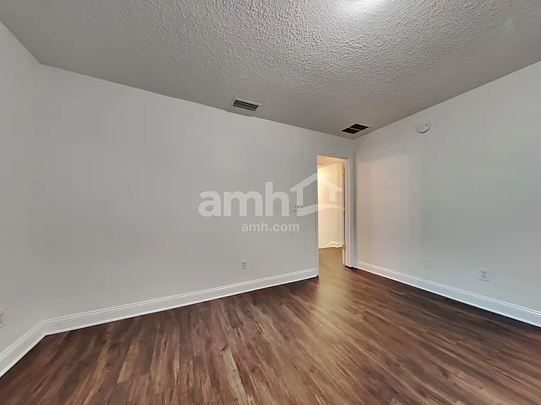 2510 Victoria Point Dr — Photo 21
