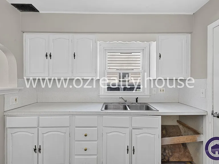 3434 Bellevue Rd — Photo 8