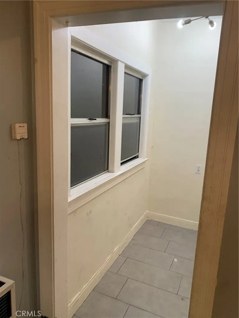 Studio, 450 sqft, $1,450 — Photo 2