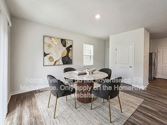 3rd image of 667 13th Avenue Dr NE