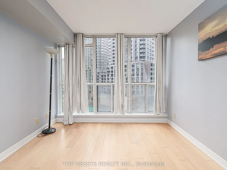 24 Wellesley St W #614 — Photo 21