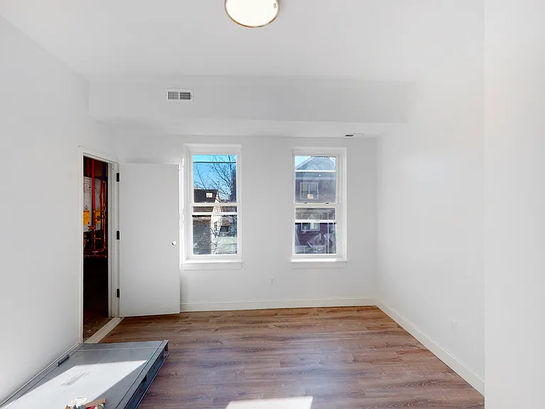299 Dudley Street — Photo 25