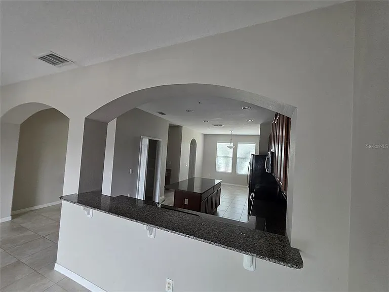 810 Callista Cay Loop — Photo 8