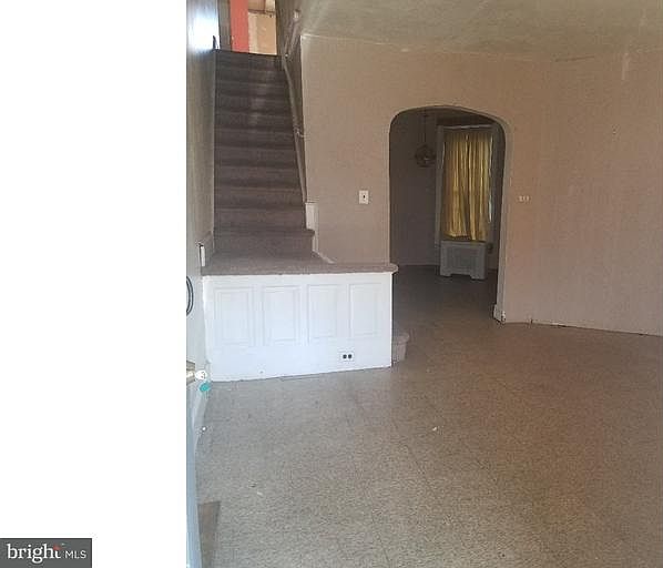 2nd image of 4317 N Franklin St