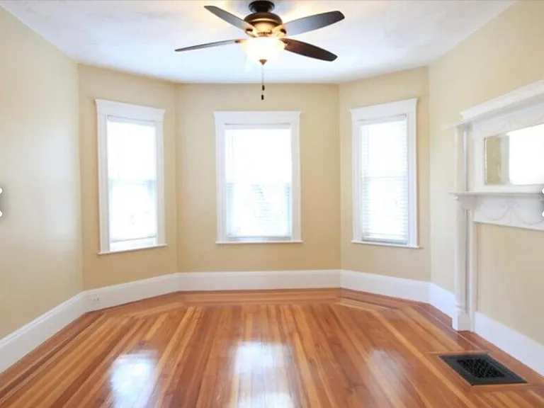 99 Electric Ave #2 — Photo 4