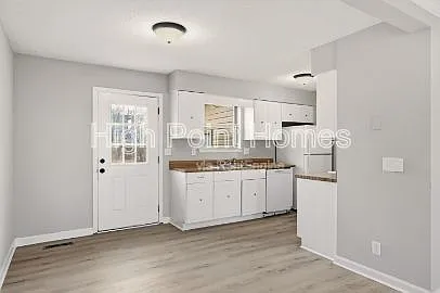 90 Park St #102 — Photo 19