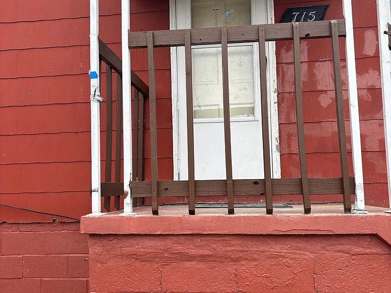 715 Grant Avenue Ext — Photo 11