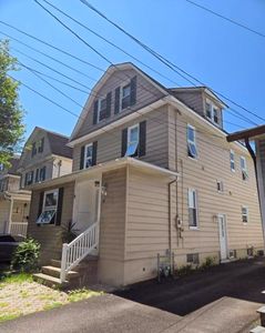 97 Church St, Kingston, PA, 18704
