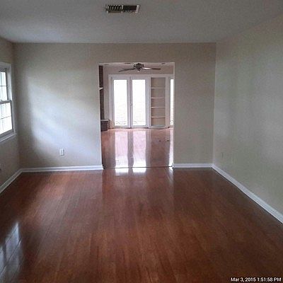 4th image of 15044 Lake Magdalene Blvd