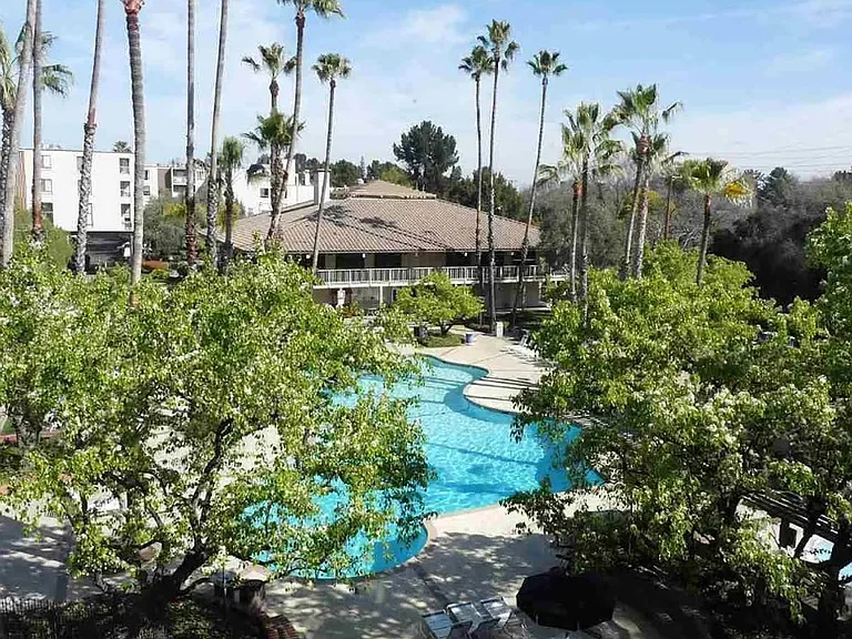 450 N Civic Dr #101 — Photo 10