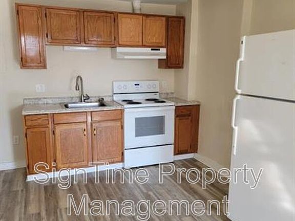 3rd image of 42 E Washington St #3
