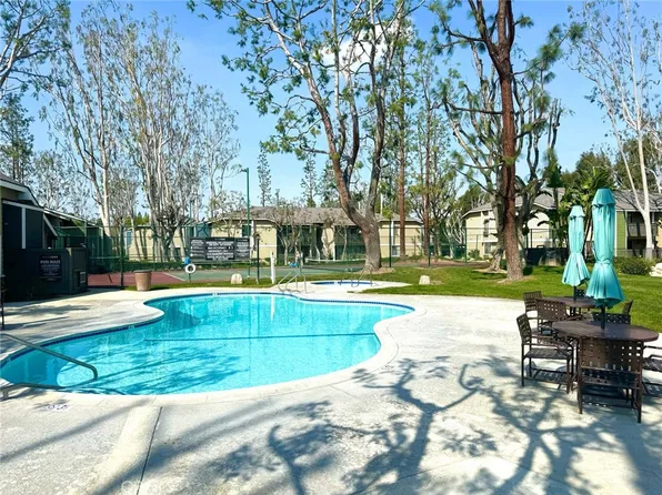3535 Banbury Dr APT 178, Riverside, CA 92505