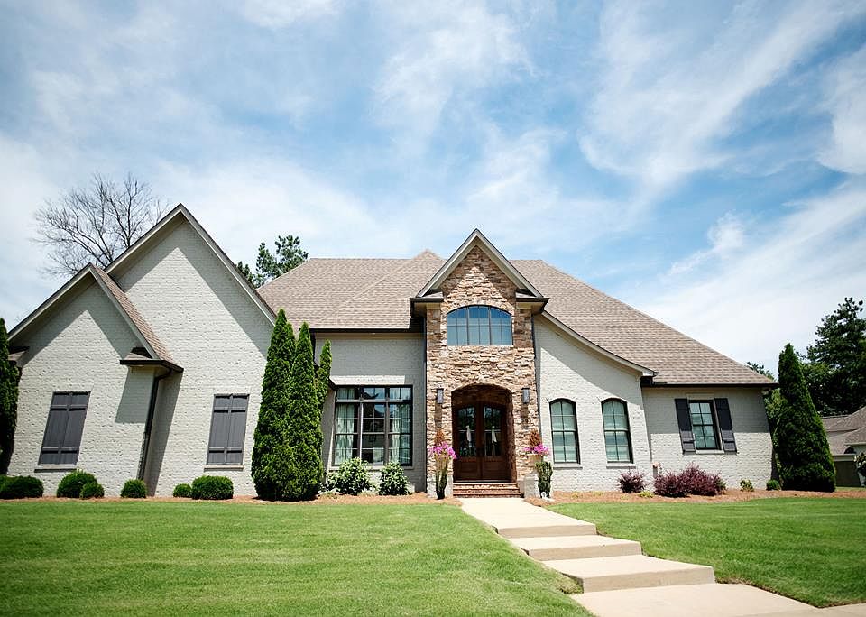 1st image of 505 Fazio Dr
