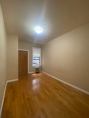 Rented by Keller Williams NYC | media 19