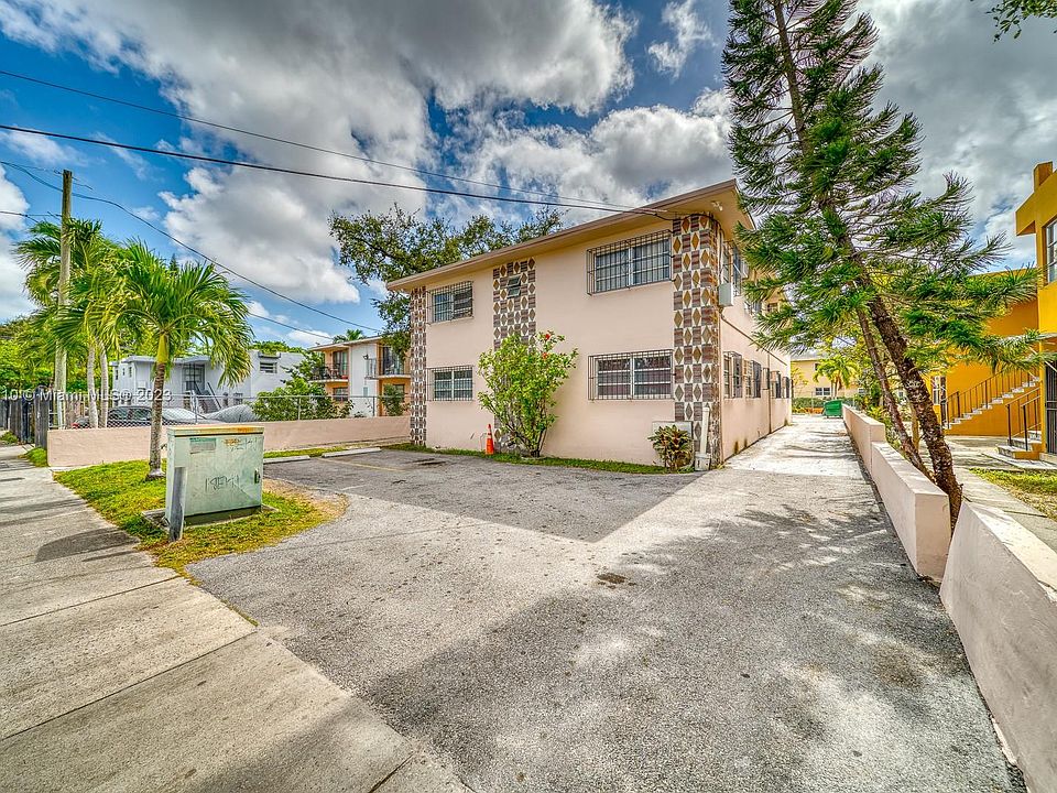 1st image of 1828 NW 19th St