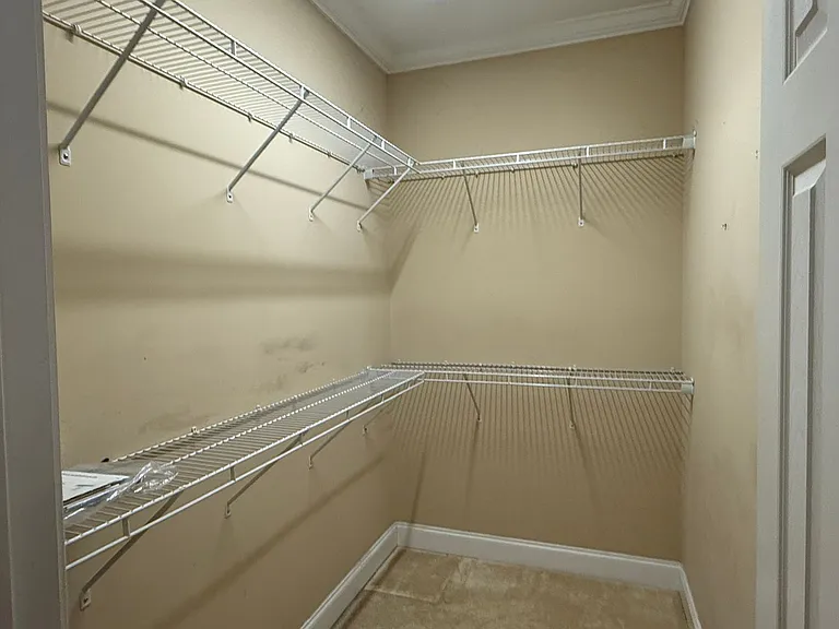 10 Charleston Ct — Photo 13