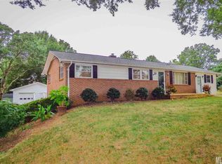 3075 Falling Creek Rd NE, Hickory, NC 28601