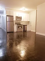 901 Woodcrest Avenue