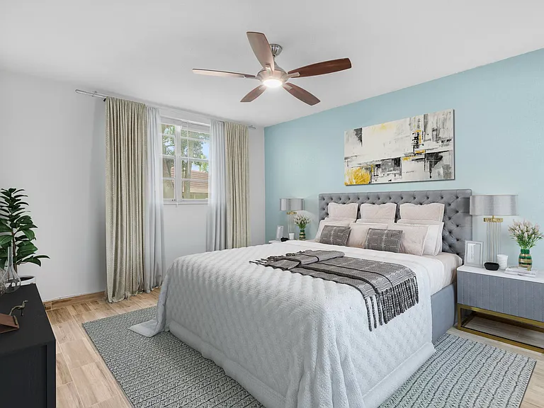 2865 SW 22nd Ave #105 — Photo 15