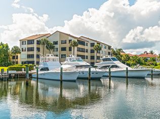 942 Oak Harbour Dr, Juno Beach, FL 33408