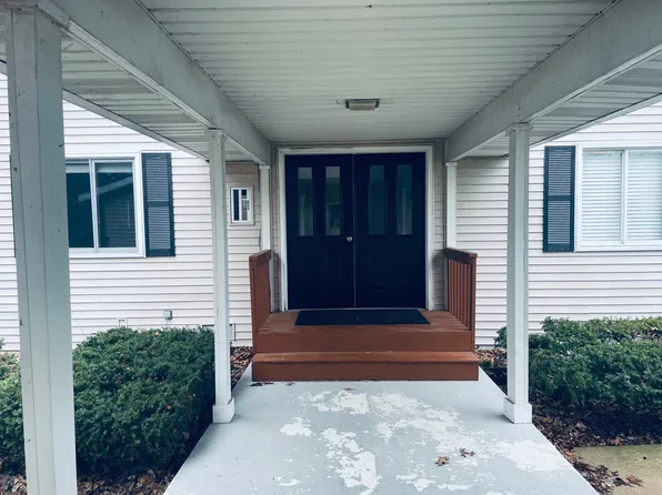 6495 Bella Vista Dr NE, Rockford, MI