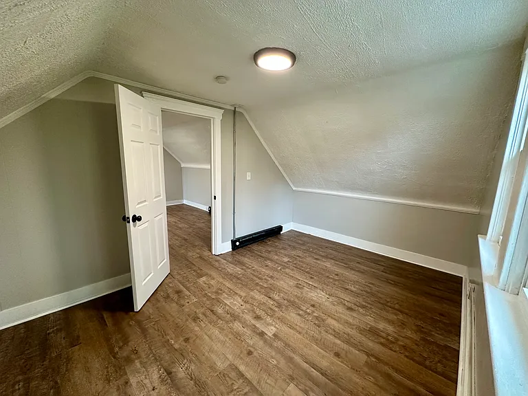 23152 Lake Shore Blvd #3 — Photo 11
