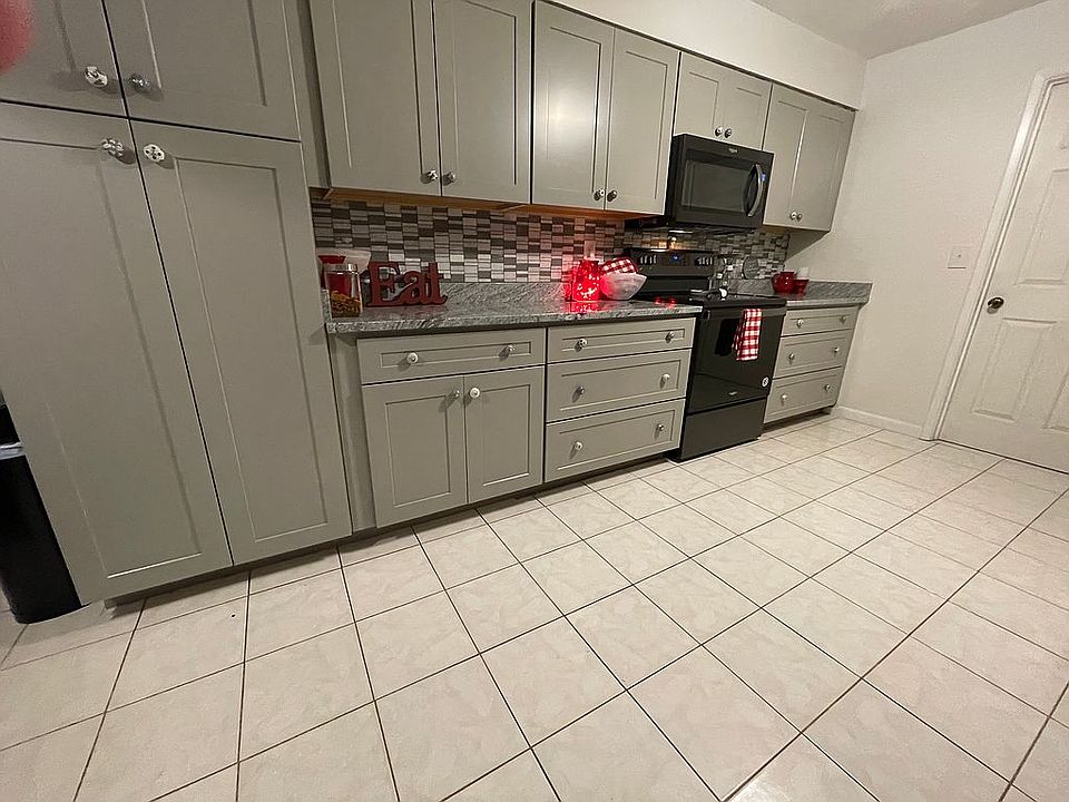 Kitchen updated, appliances
