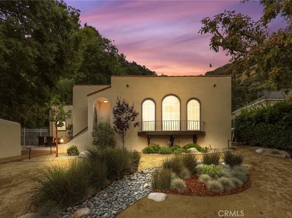 2118 Glen Ivy Dr, Glendale, CA 91206