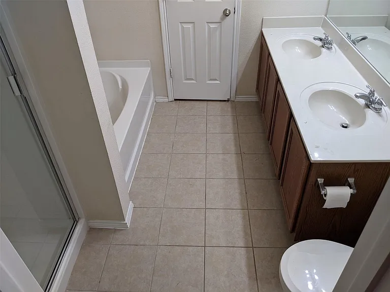 4525 Mountain Oak St — Photo 11