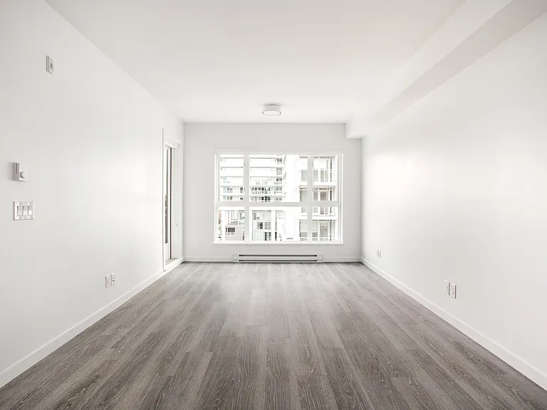 537 Foster Ave — Photo 18