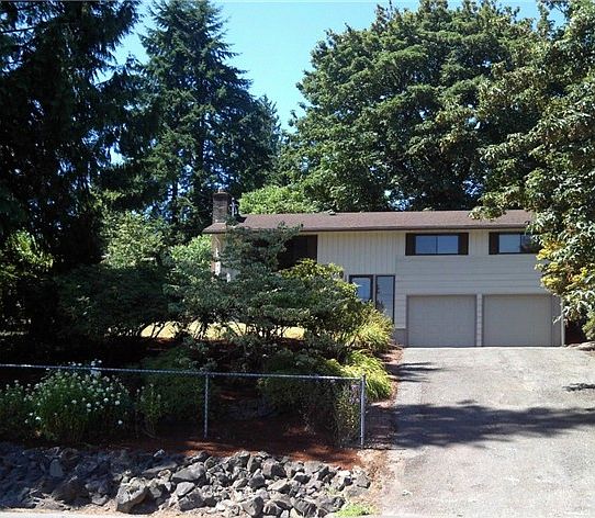 1st image of 10012 Fruitland Ave E