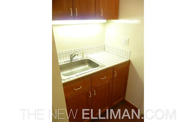 Rented by Douglas Elliman | media 14