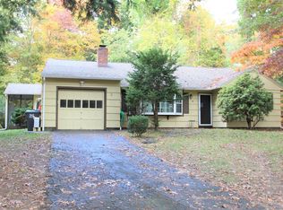 3 Juniper Cir, Trumbull, CT 06611