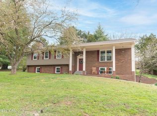 1232 Walters Dr, Morristown, TN 37814