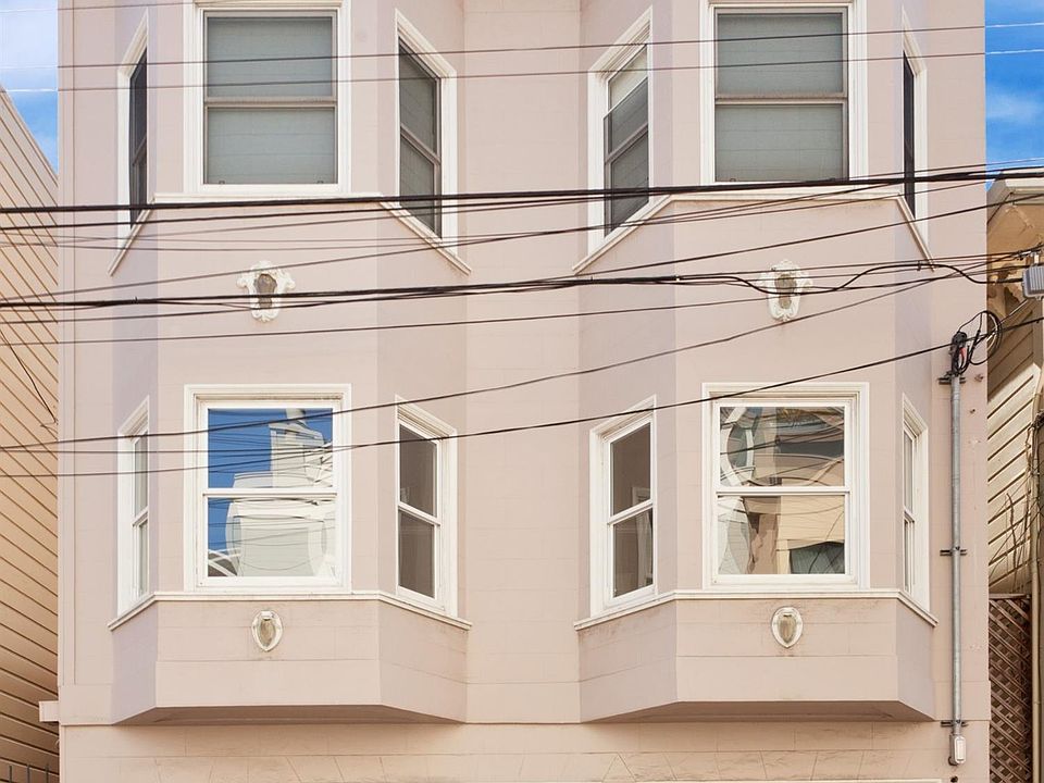 1st image of 129 Pixley St