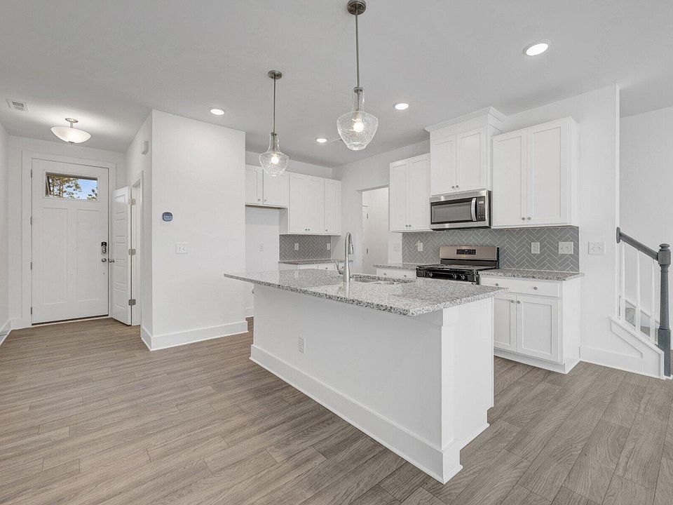 1st image of 20 Serpens Dr #223